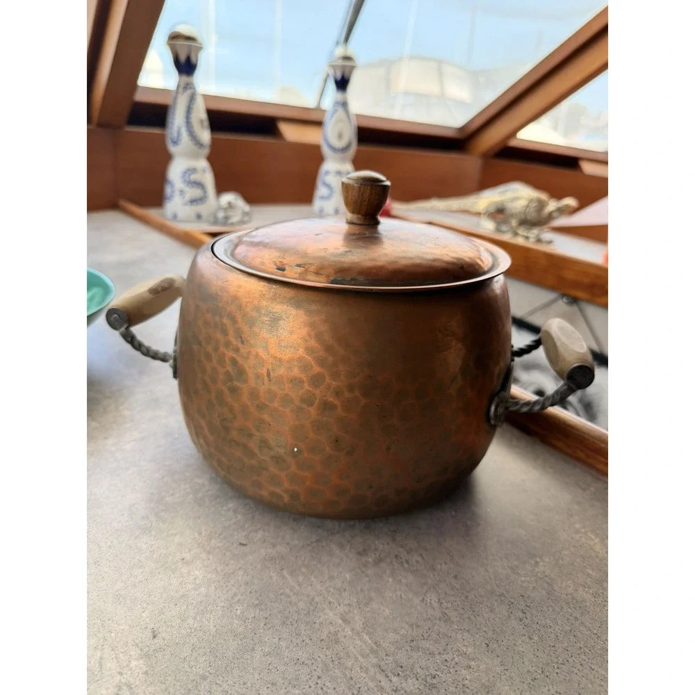 Vintage Stöckli Netstal Hammered Copper Pot w/ Lid Wood Handles Swiss MCM